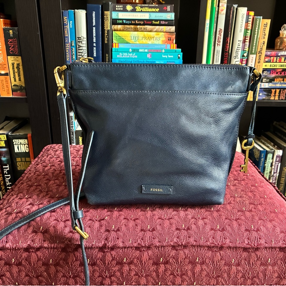 Fossil Women's Navy Leather Crossbody Bag